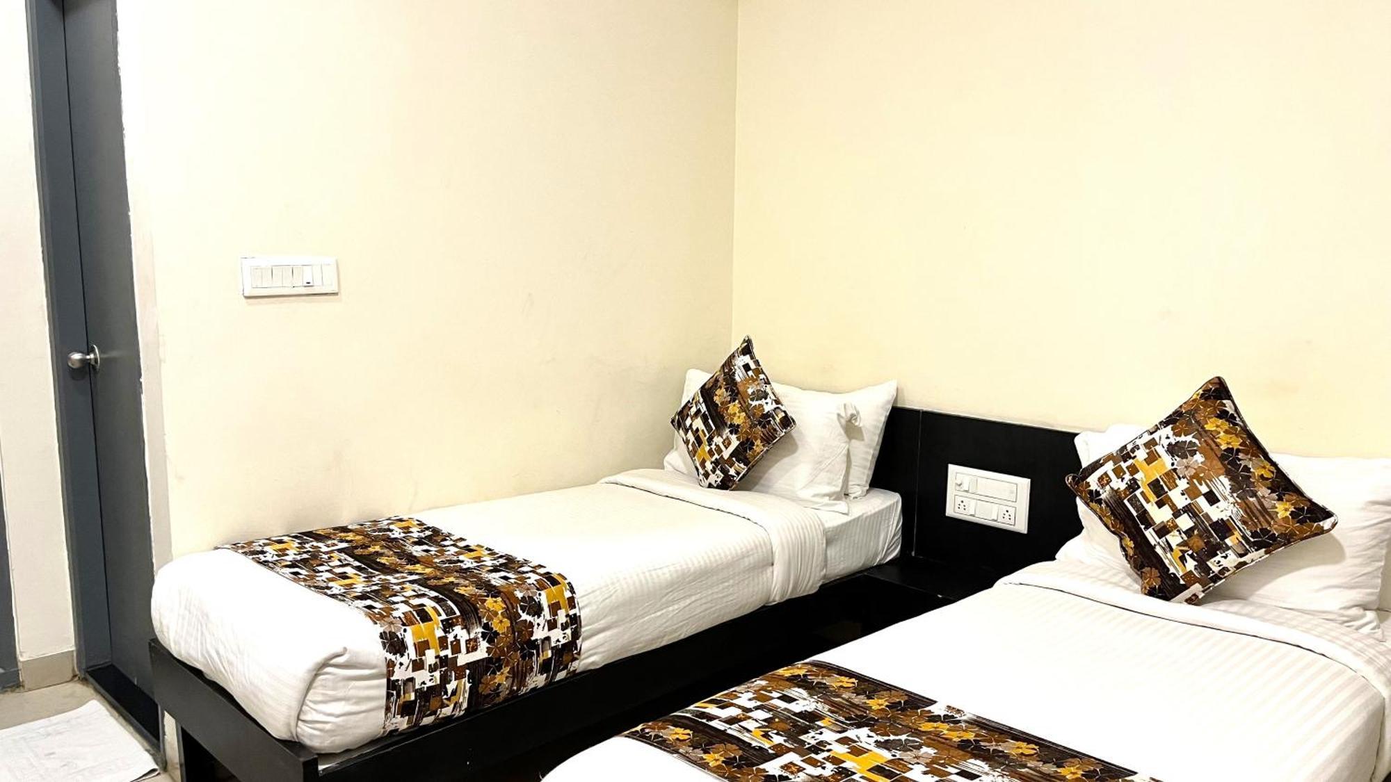 Athasri Hotel Hsr Layout Bangalore Exterior foto